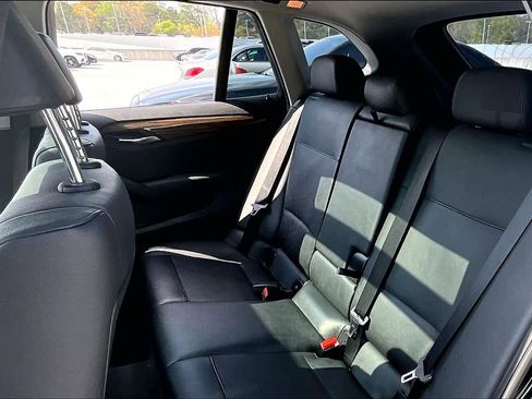 Used 2015 BMW X1 sDrive28i image 20