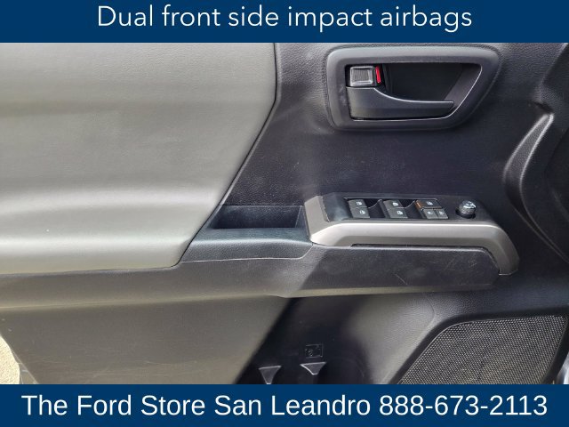Used 2020 Toyota Tacoma SR5 RWD image 21