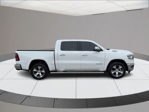 Used 2020 RAM 1500 Laramie AWD/4WD image 2