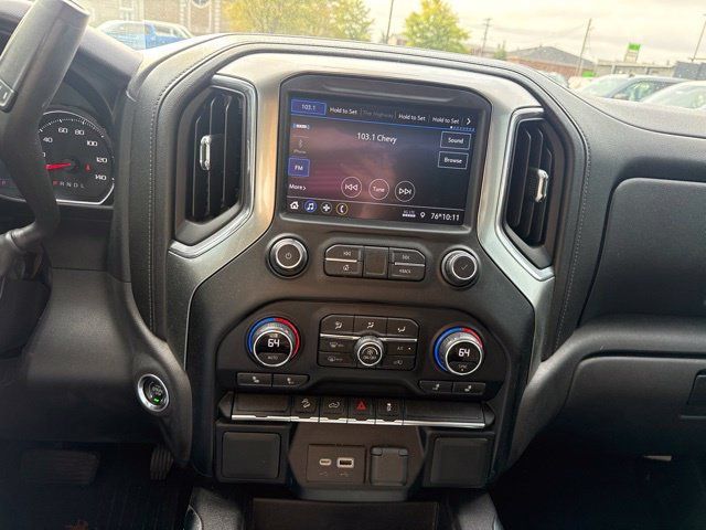 Used 2021 Chevrolet Silverado 1500 LT Trail Boss w/ LPO, Dark Essentials Package AWD/4WD image 23