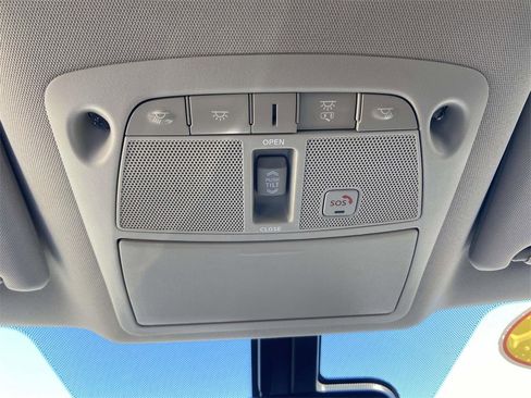 Used 2016 Nissan Maxima Platinum image 20