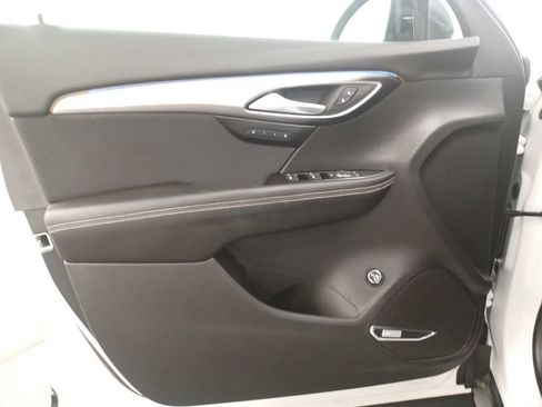 Used 2025 Buick Envision Sport Touring AWD/4WD image 13
