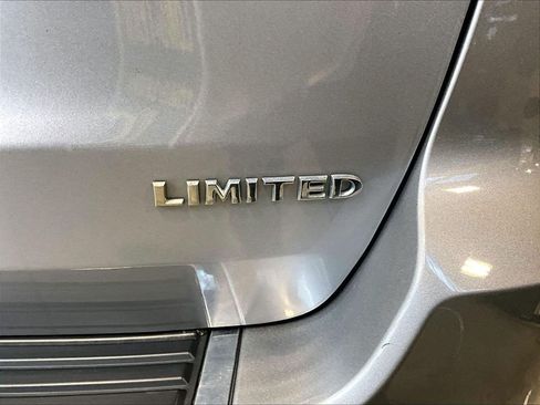 Used 2020 Jeep Grand Cherokee Limited w/ Premium Lighting Group AWD/4WD image 30