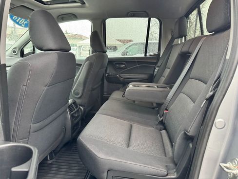 Used 2018 Honda Ridgeline Sport image 15