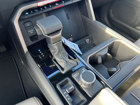 New 2026 Toyota Tundra Limited image 28