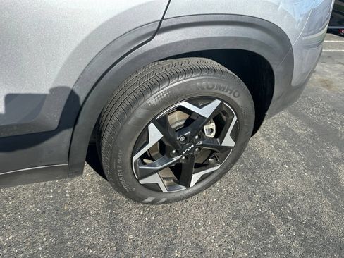 Certified 2024 Kia Seltos EX AWD/4WD image 6