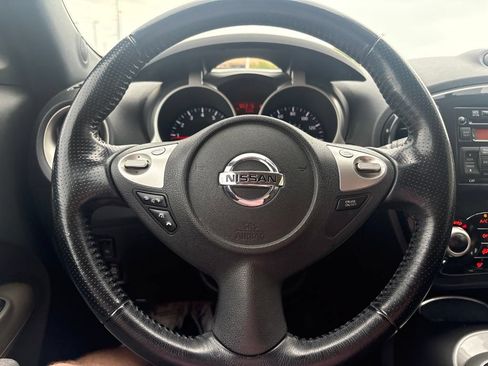 Used 2014 Nissan Juke SV AWD/4WD image 14