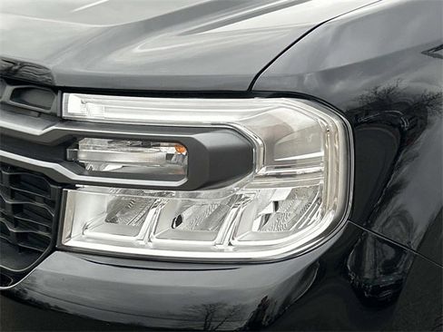 Certified 2024 Ford Maverick XLT w/ XLT Luxury Package image 9