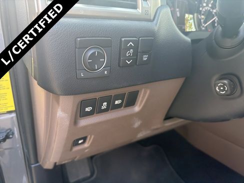 Used 2020 Lexus GX 460 Premium image 16