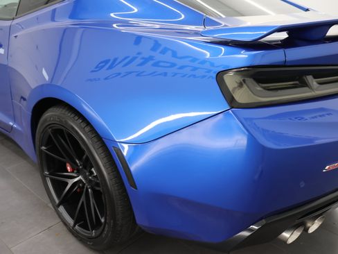 Used 2017 Chevrolet Camaro SS RWD image 32
