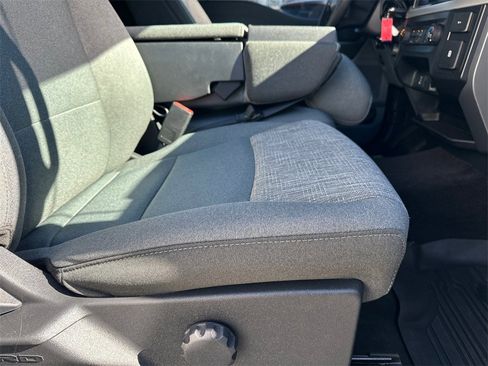 Used 2022 Ford F150 XLT image 14