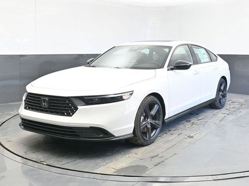 New 2026 Honda Accord Hybrid Sport-L image 5