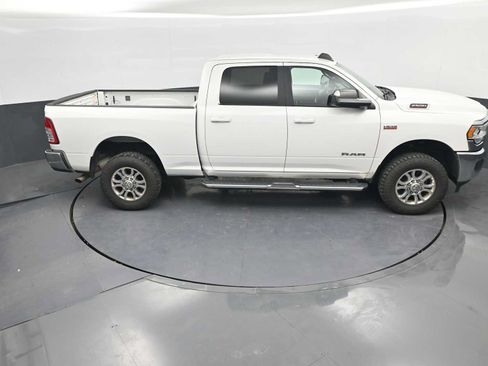 Used 2022 RAM 2500 Big Horn AWD/4WD image 35
