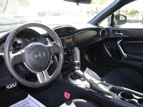 Used 2013 Scion FR-S RWD image 7