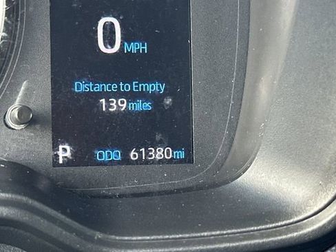 Certified 2022 Toyota Corolla LE image 29