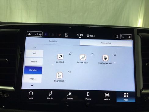 New 2026 Chrysler Voyager LX image 28