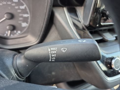 Used 2024 Toyota Corolla LE FWD image 32