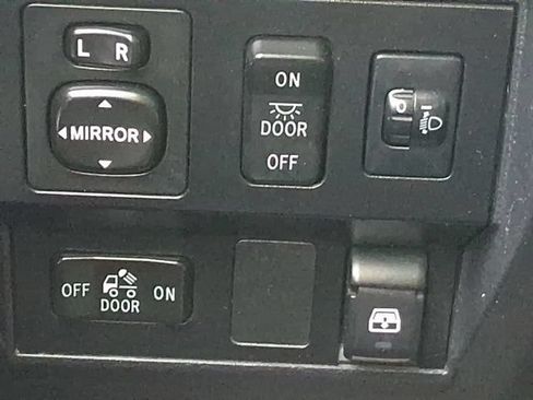 Used 2016 Toyota Tundra Limited w/ TRD Off Road Package AWD/4WD image 25