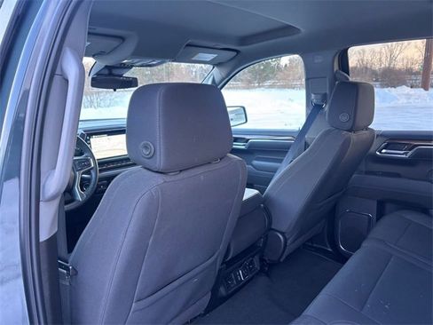 Used 2025 Chevrolet Silverado 1500 LT image 24