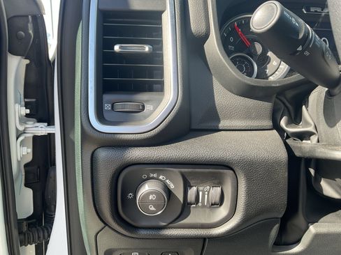 New 2026 RAM 1500 Big Horn AWD/4WD image 19