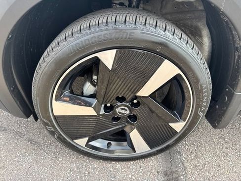 Certified 2025 Nissan Kicks SR AWD/4WD image 31