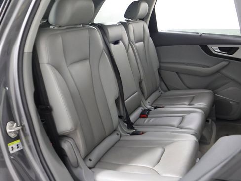 Used 2019 Audi Q7 2.0T Premium Plus w/ Premium Plus Package image 36