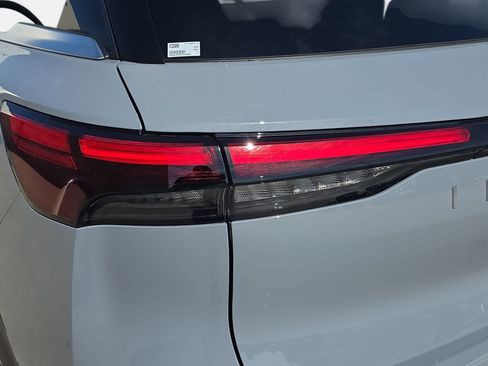 New 2027 INFINITI QX60 Luxe w/ Cargo Package FWD image 33
