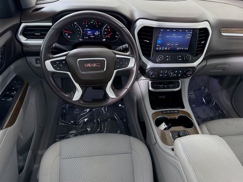 Used 2022 GMC Acadia SLE FWD image 17