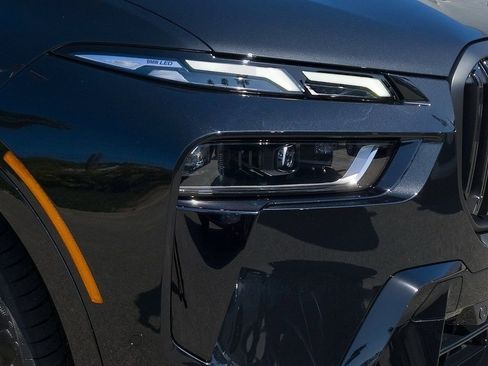 New 2026 BMW X7 xDrive40i w/ M Sport Package image 6