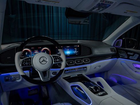 Certified 2023 Mercedes-Benz Maybach GLS 600 4MATIC image 38