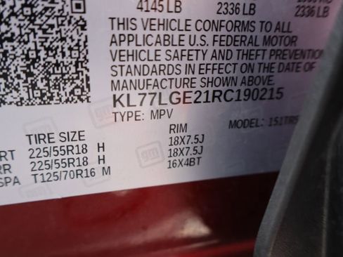 Used 2024 Chevrolet Trax RS w/ Driver Confidence Package FWD image 32