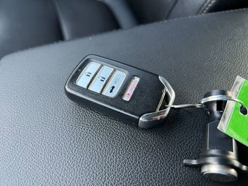 Used 2019 Honda Accord Sport image 29