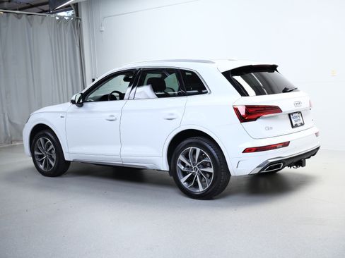 Used 2023 Audi Q5 2.0T Premium Plus w/ Premium Plus Package AWD/4WD image 11