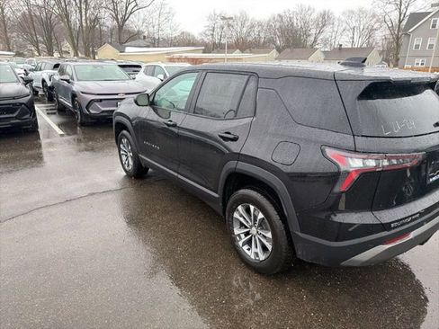 New 2026 Chevrolet Equinox LT w/ Convenience Package II AWD/4WD image 4