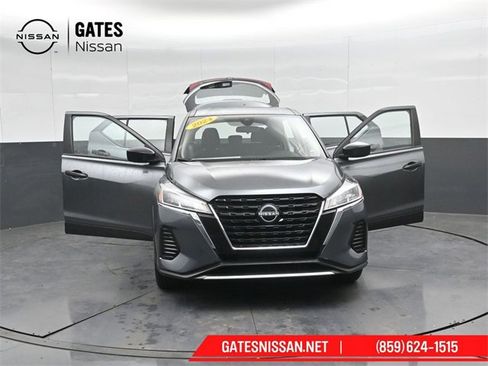Used 2024 Nissan Kicks S image 56