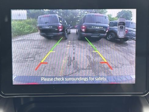 Used 2022 Ford Explorer XLT w/ Equipment Group 202A image 14