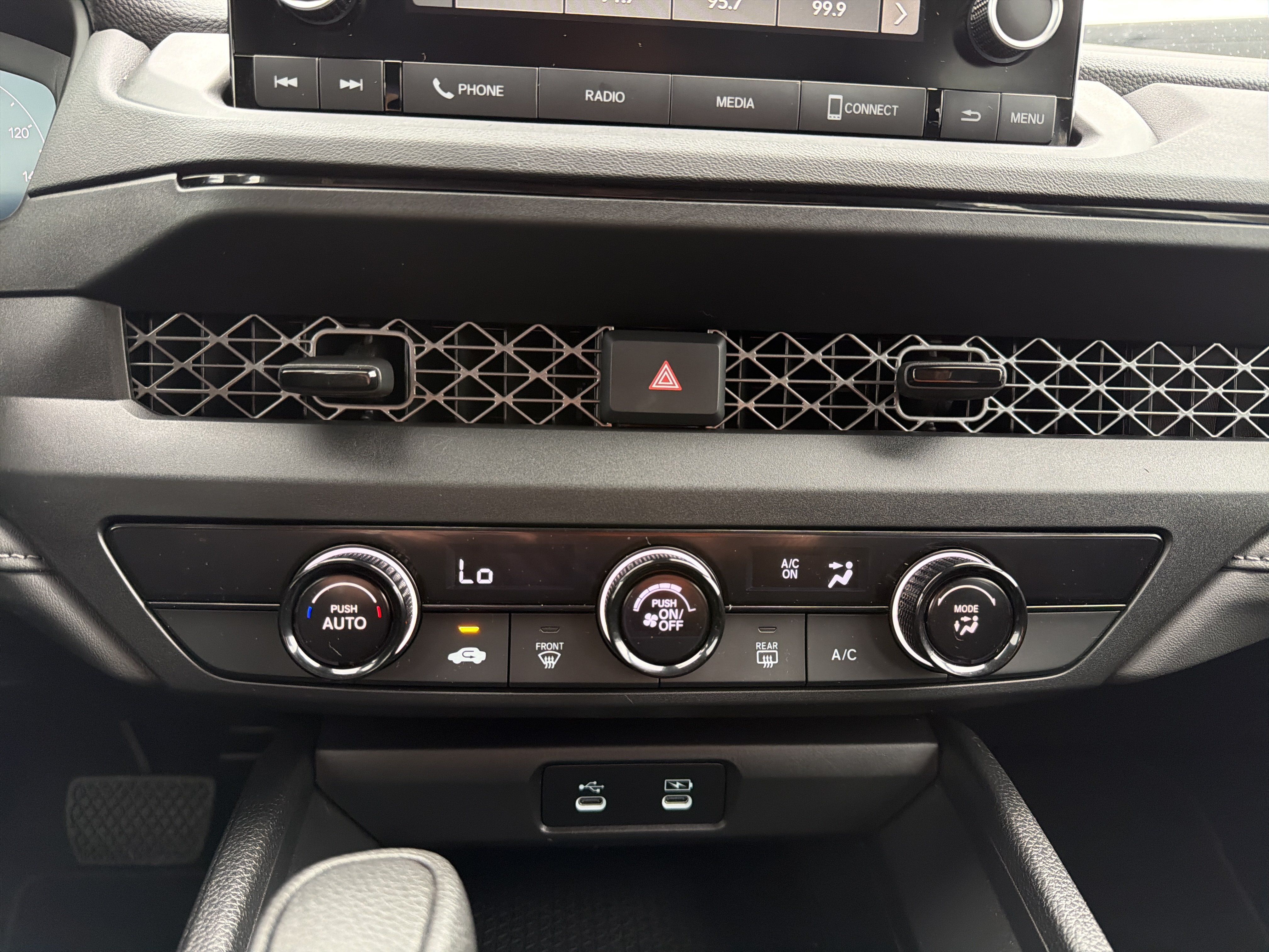 Used 2025 Honda Accord LX image 16