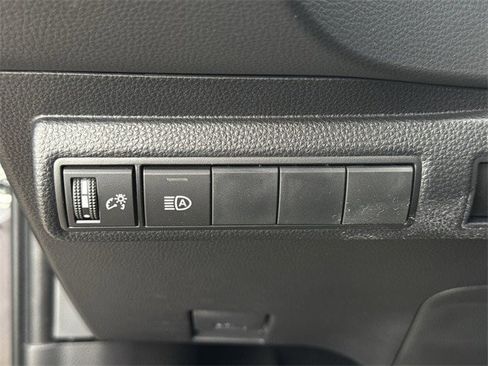 Used 2026 Toyota Corolla LE image 28