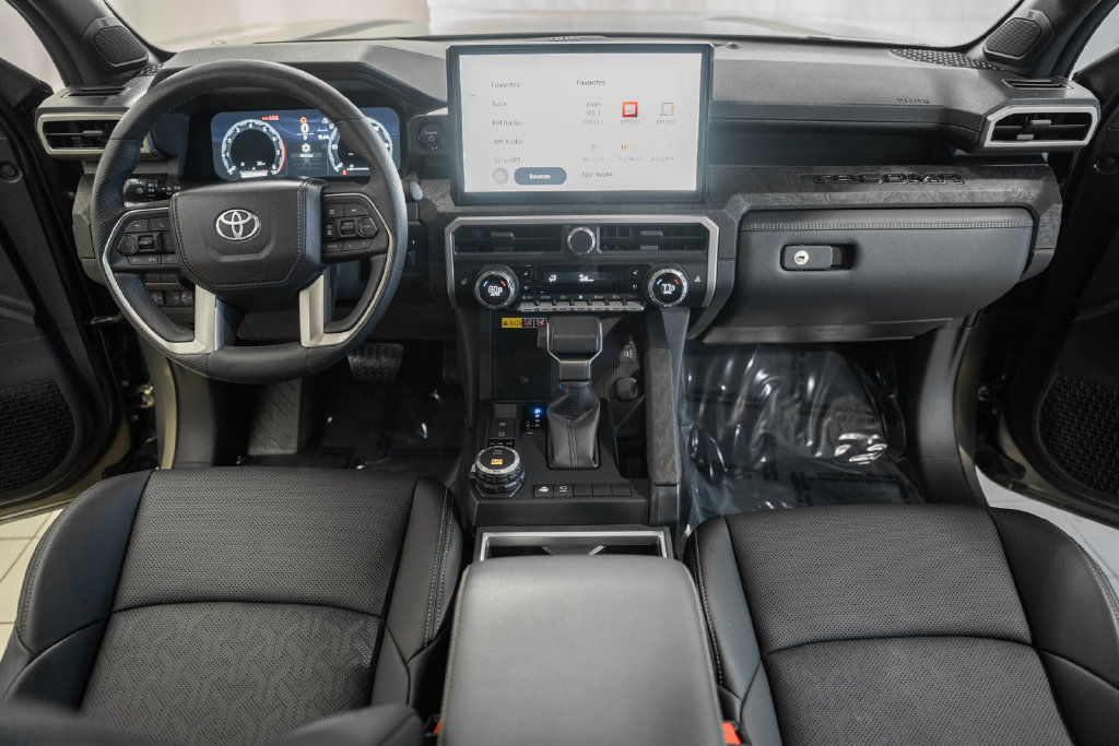 Certified 2025 Toyota Tacoma Limited AWD/4WD image 21