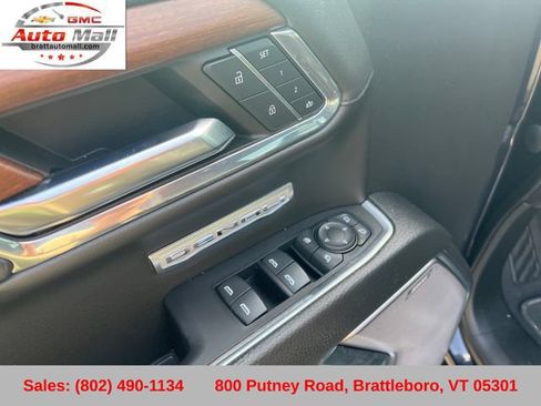 Used 2023 GMC Sierra 1500 Denali w/ Technology Package AWD/4WD image 13