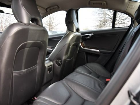 Used 2012 Volvo S60 T6 image 13