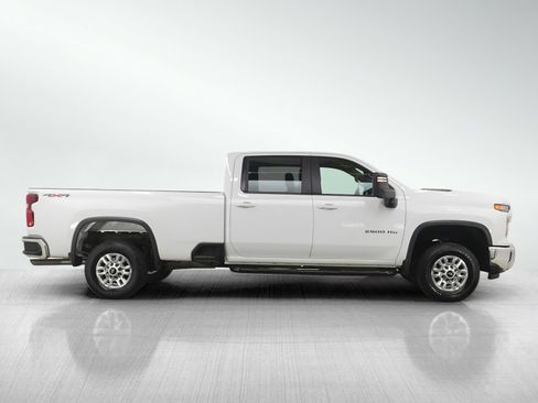 Used 2024 Chevrolet Silverado 2500 LT image 6