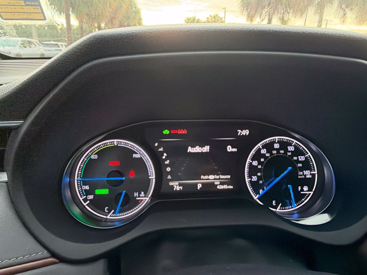 Used 2024 Toyota Venza XLE AWD/4WD image 7