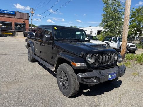 New 2026 Jeep Gladiator Sport AWD/4WD image 7