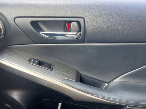 Used 2015 Lexus IS 250 image 20