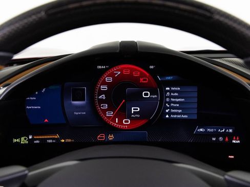 Used 2024 Ferrari Roma Spider image 36