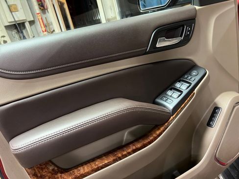 Used 2016 Chevrolet Tahoe LTZ image 35