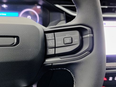 New 2026 Jeep Cherokee Limited AWD/4WD image 32