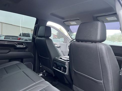 Used 2024 Chevrolet Silverado 2500 LTZ w/ LTZ Convenience Package image 39