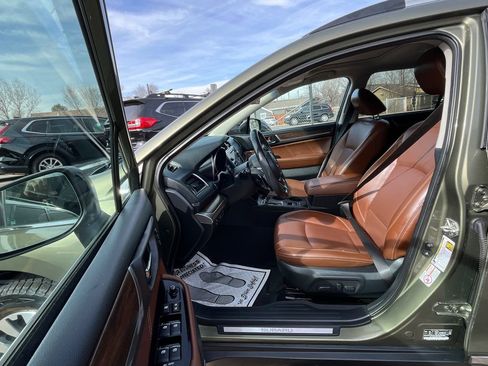 Used 2018 Subaru Outback 3.6R Touring image 21